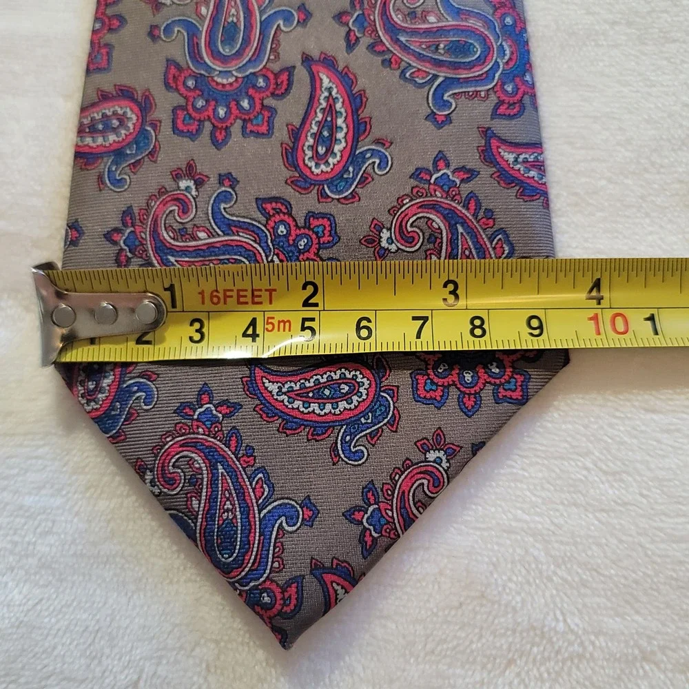 VTG Neil Martin Tie Mens OS Taupe Red Blue Paisley Silk Classic Necktie USA Made
